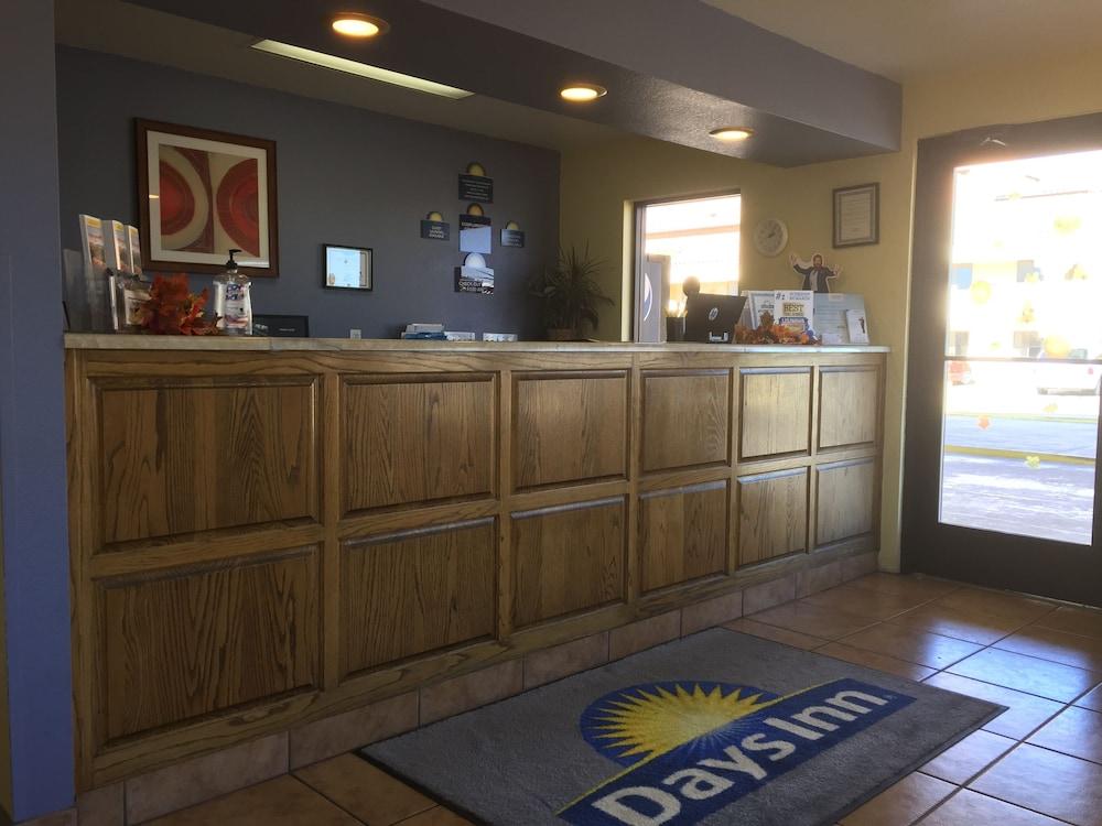 Days Inn By Wyndham Kingman West Bagian luar foto
