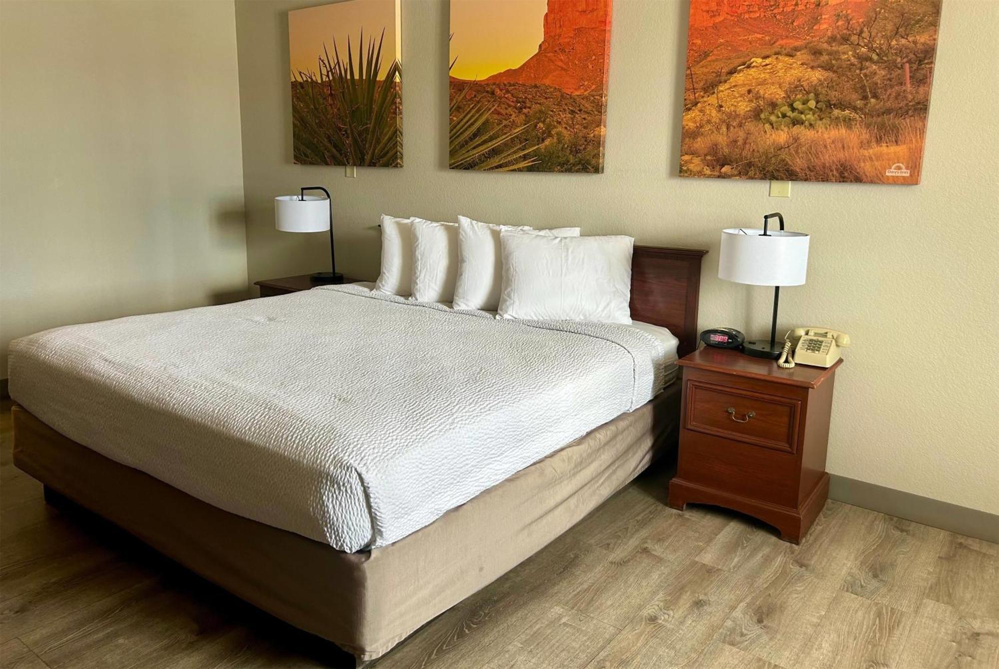 Days Inn By Wyndham Kingman West Bagian luar foto